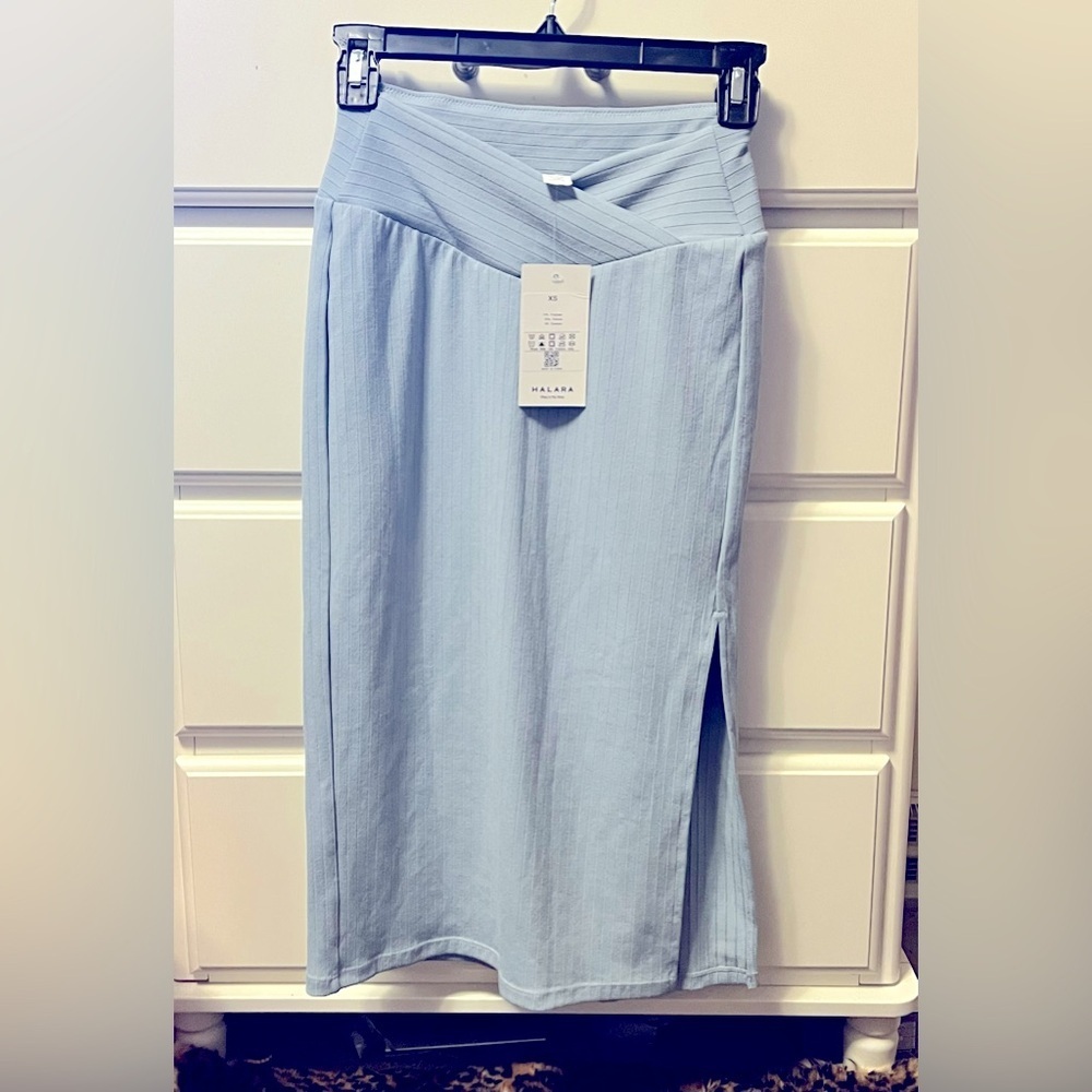 Halara light blue ribbed, crossover front slit sided skirt, XS, new